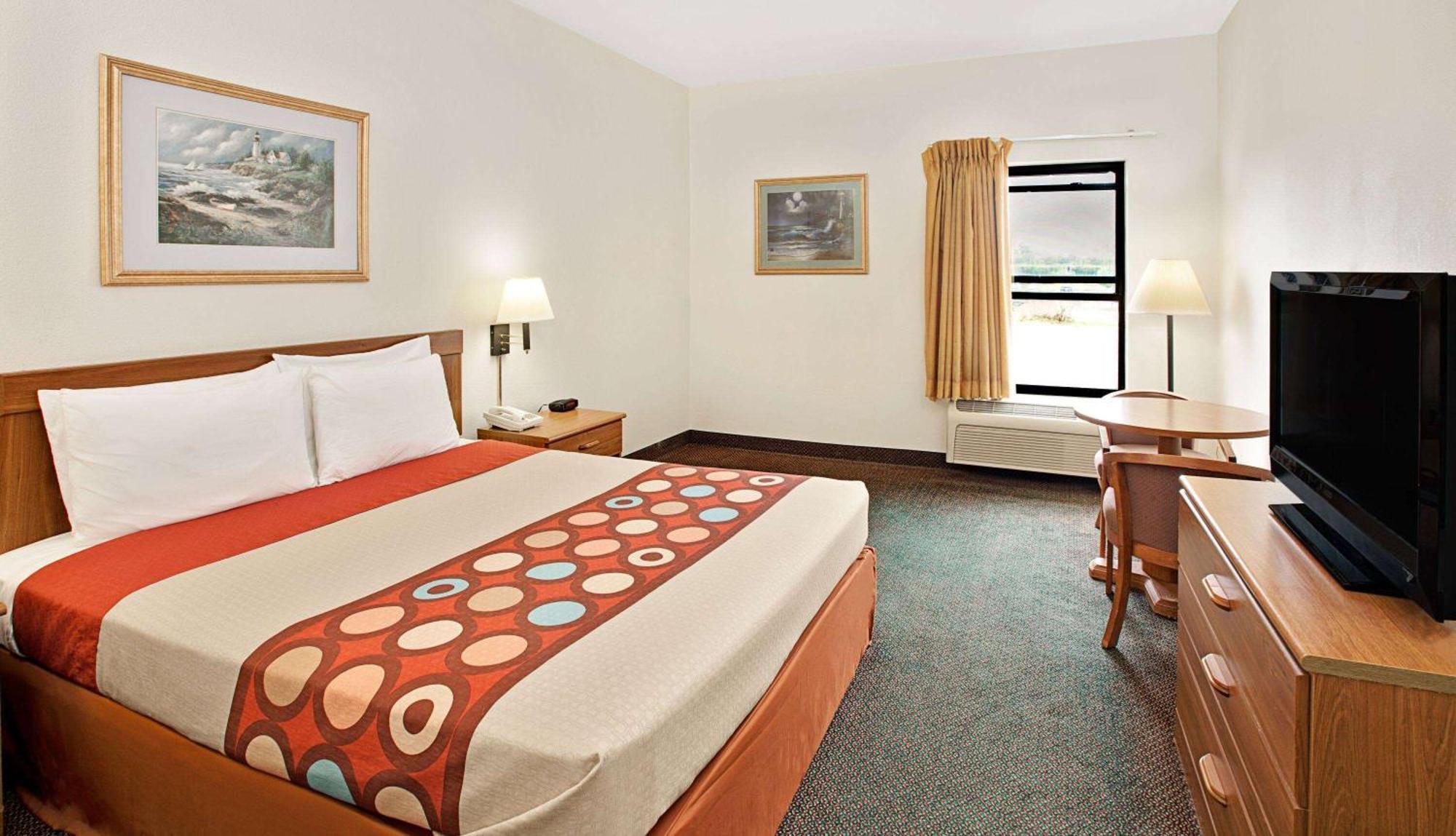 Super 8 By Wyndham Hampshire Il Hotell Eksteriør bilde